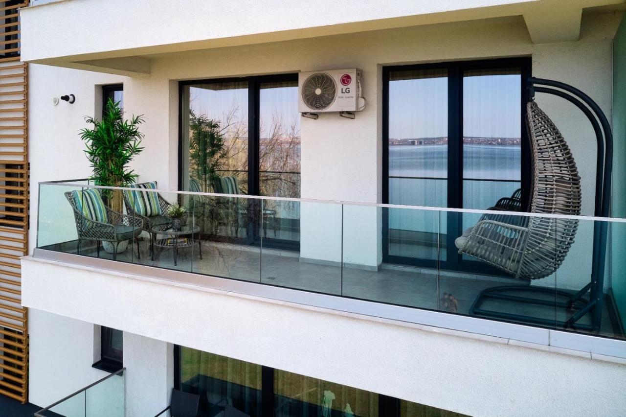 Riva Lake Boutique Mamaia Exterior foto